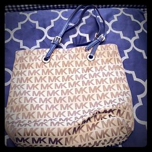 Michael Kors purse